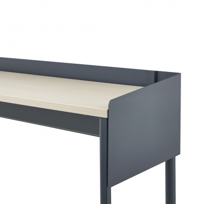 OE1 Communal Table