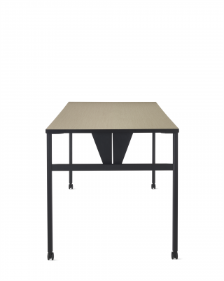 OE1 Communal Table