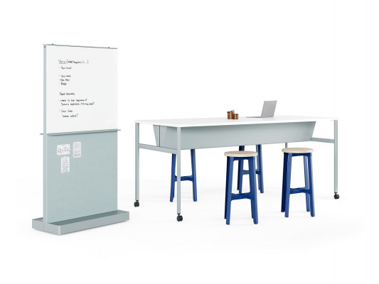 OE1 Communal Table