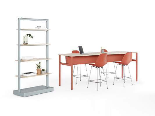 OE1 Communal Table