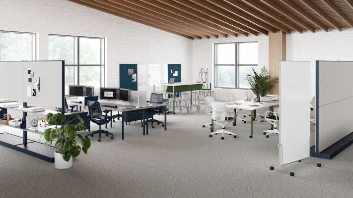 OE1 Communal Table