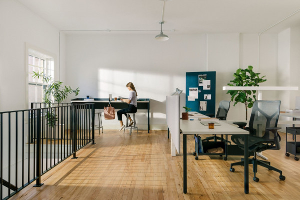 OE1 Communal Table