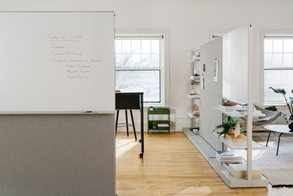 OE1 Communal Table