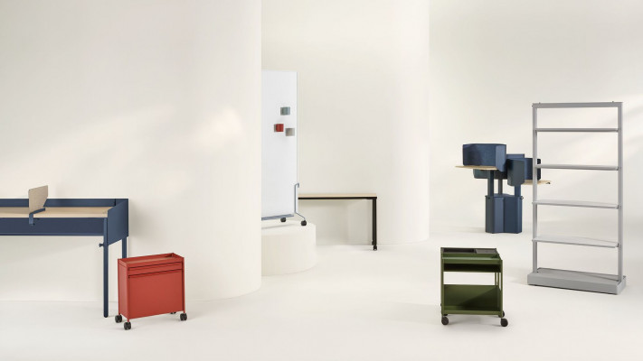 OE1 Communal Table
