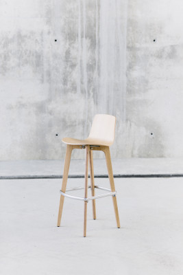 Lottus Wood Stool