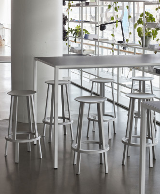 Revolver Bar Stool