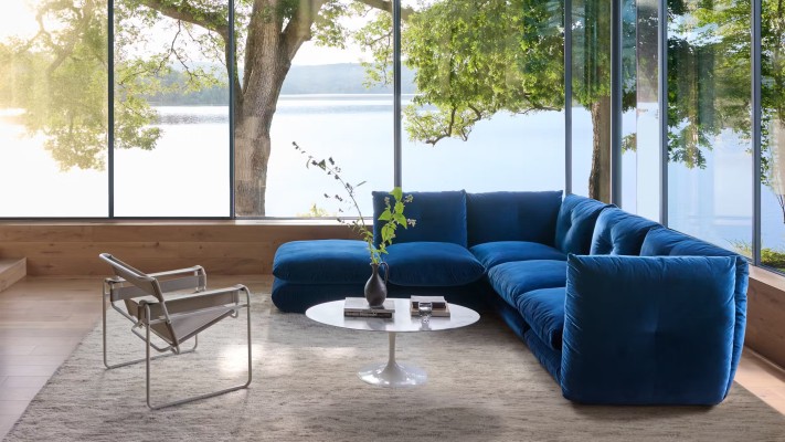 Perron Pillo Sofa