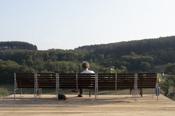 Traverse Lounge Bench