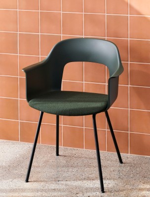 Layout Armchair