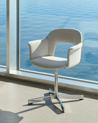 Layout Armchair