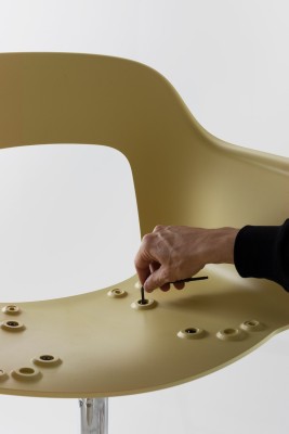 Layout Armchair